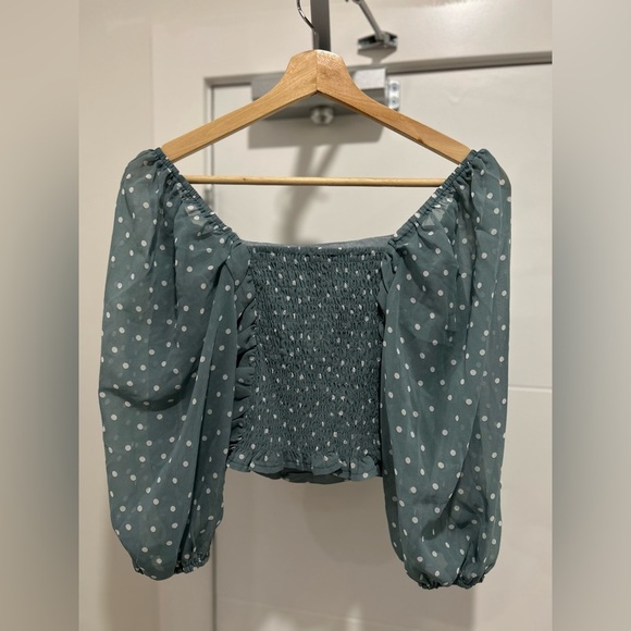 Fashion Nova Dotted Top Size Large - Picture 4 of 5